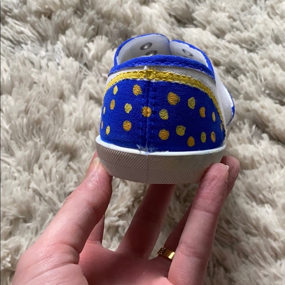 Sunflower Kicks🌻 - Picture 3 of 6